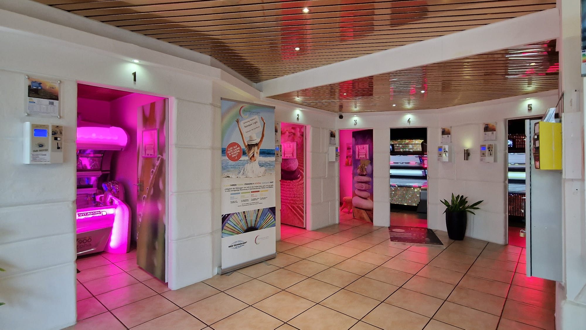 Solarium St.Gallen Zentrum - SunWorld Sonnenstudio business image in St. Gallen, ZH
